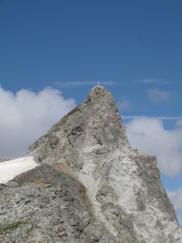En montant vers Cervet, passant sur la droite du col.